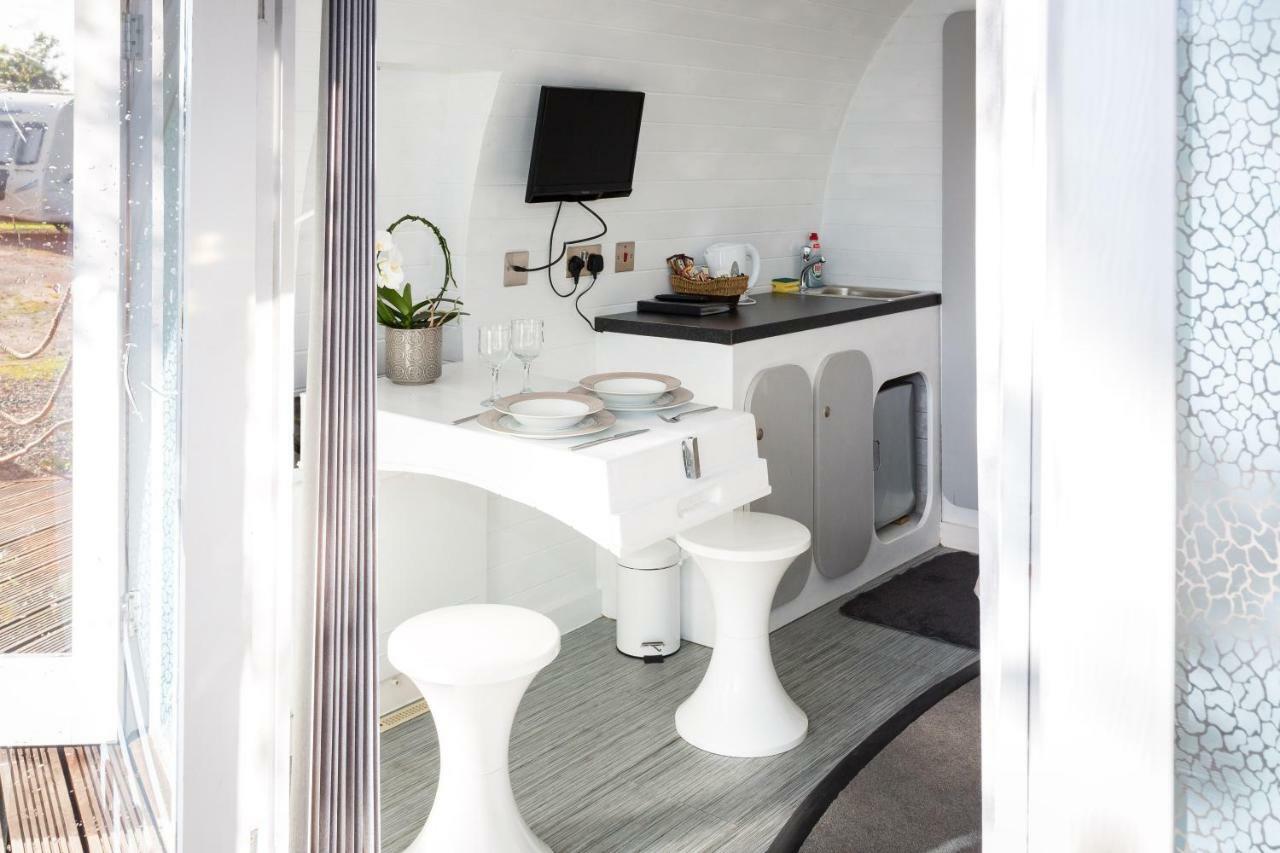 Buttles Glamping Pod Hotel Saundersfoot Exterior foto